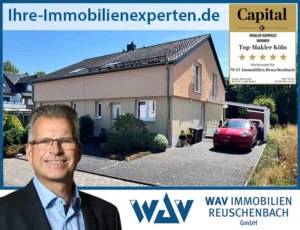 Neuwertige Doppelhaushälfte mit Garten und Carport in Spielstraße
