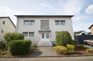 Moderne helle 3-Zimmer-Wohnung mit Balkon und Stellplatz!