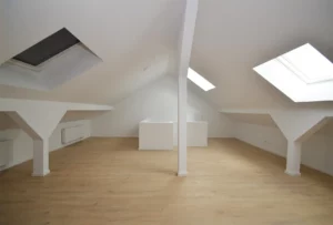Exklusive Maisonettewohnung mit großzügigem Studio in zentraler Lage!